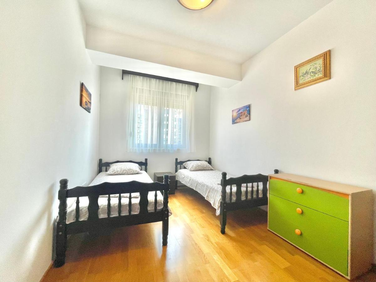 Comfort Aleksic Budua